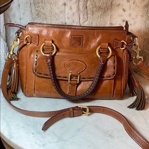 Dooney & Bourke tan leather shoulder bag